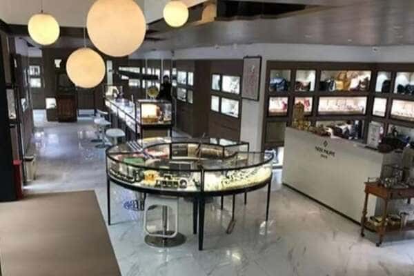 新乡市卫滨佳哥鉴酒商行